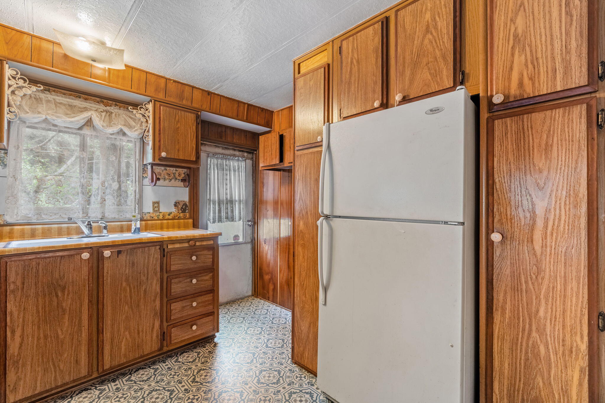 7382 Berta Road Eureka, CA 95503 - Photo 12 of 22