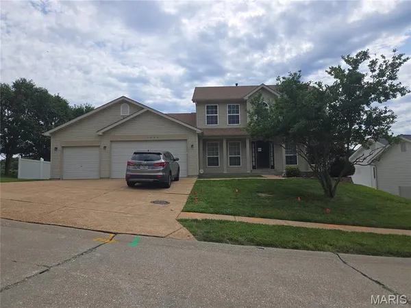 $389,900 | 1900 Old Hickory Court, Arnold, MO 63010