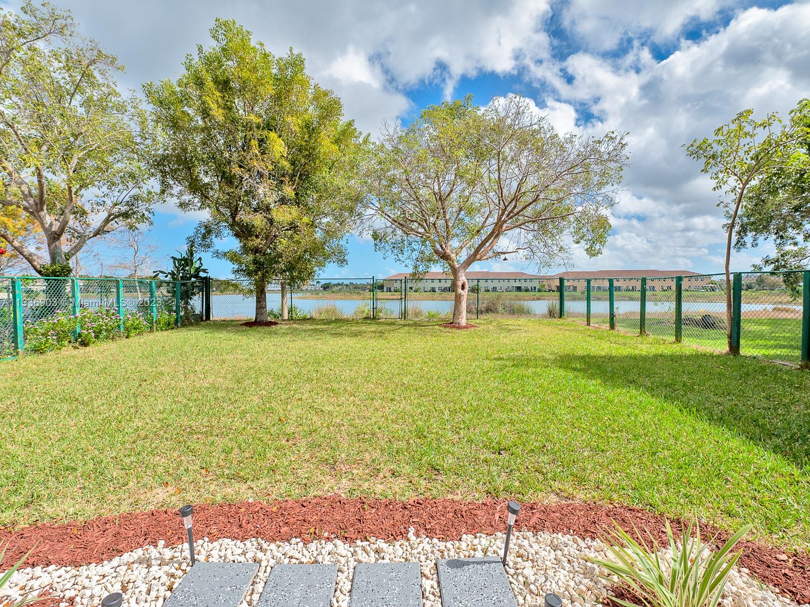 1561 Southeast 20th Road Homestead, FL 33035 - Photo 29 of 30
