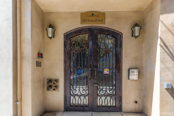 a view of entryway