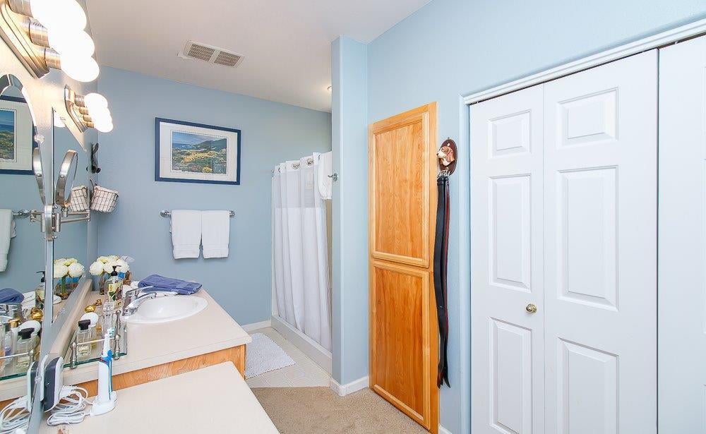 241 Christopher Way Talent, OR 97540 - Photo 15 of 30 Additional Photo