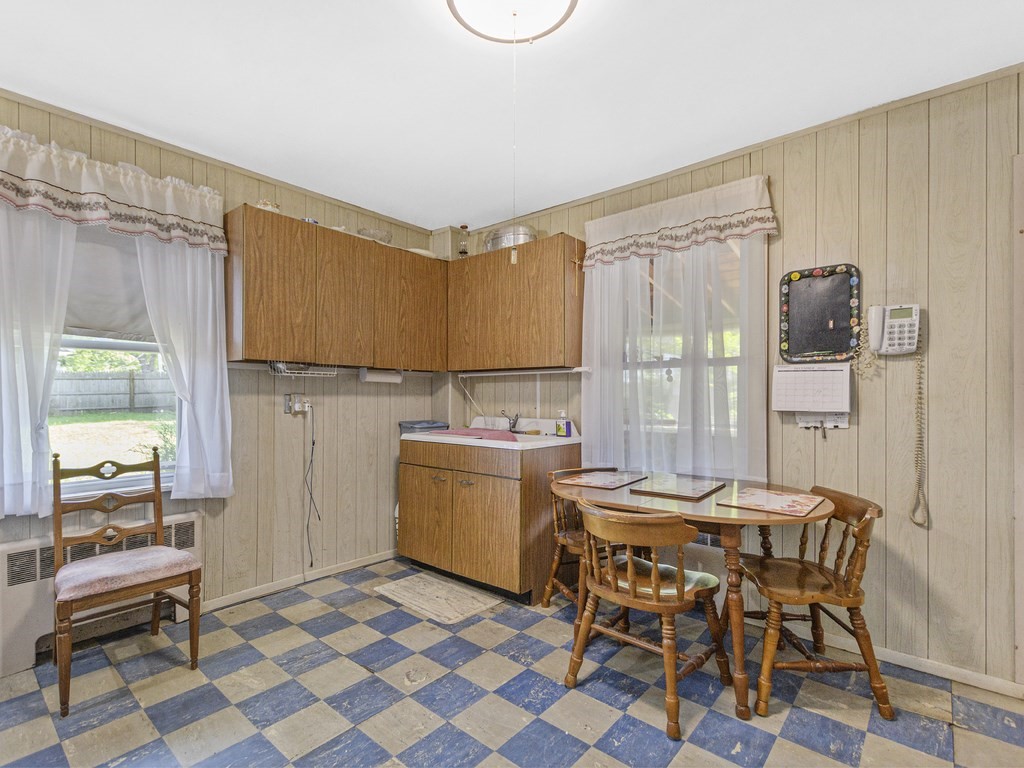 26 Friend Street Waltham, MA 02453 - Photo 12 of 38