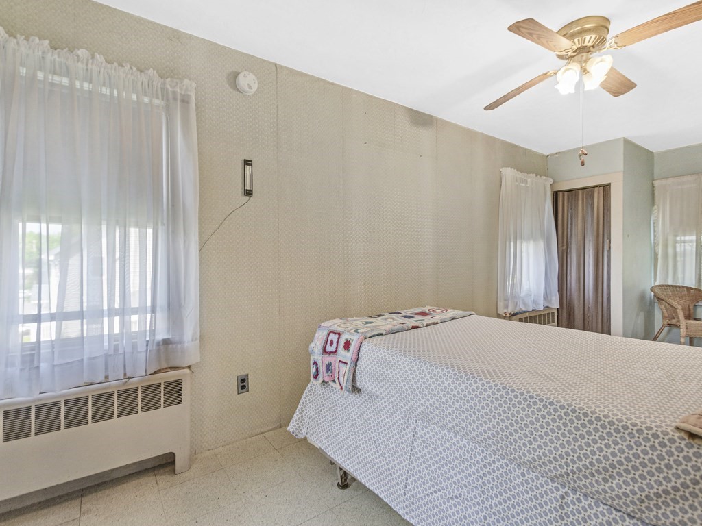 26 Friend Street Waltham, MA 02453 - Photo 13 of 38