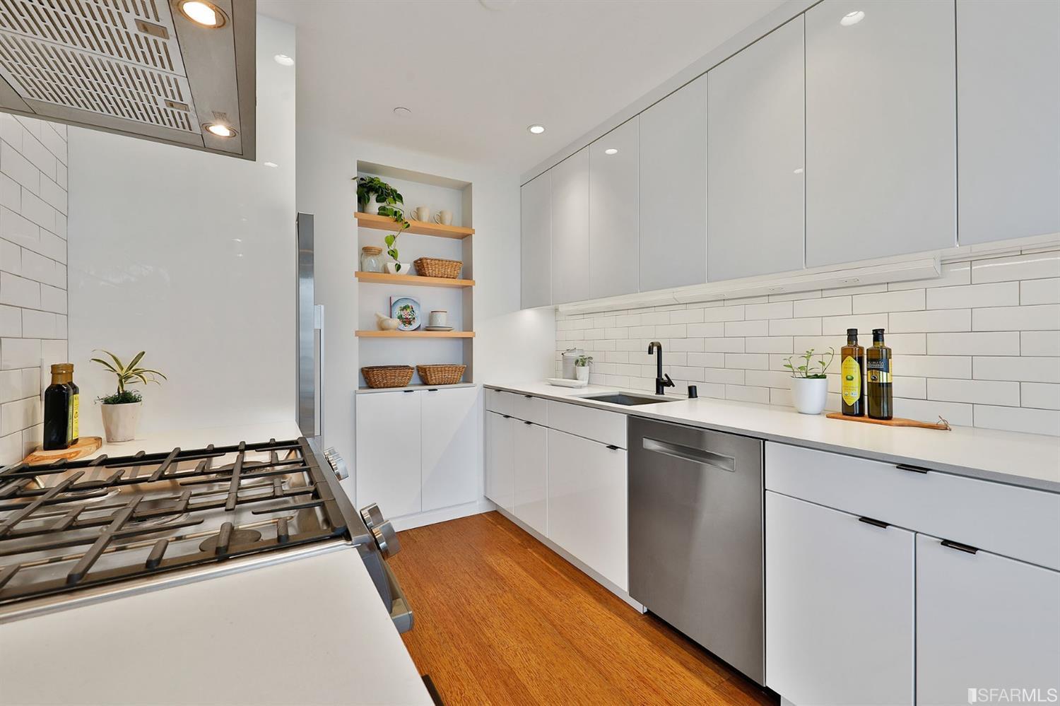 37 Miguel Street, Unit 2 San Francisco, CA 94131 - Photo 19 of 36