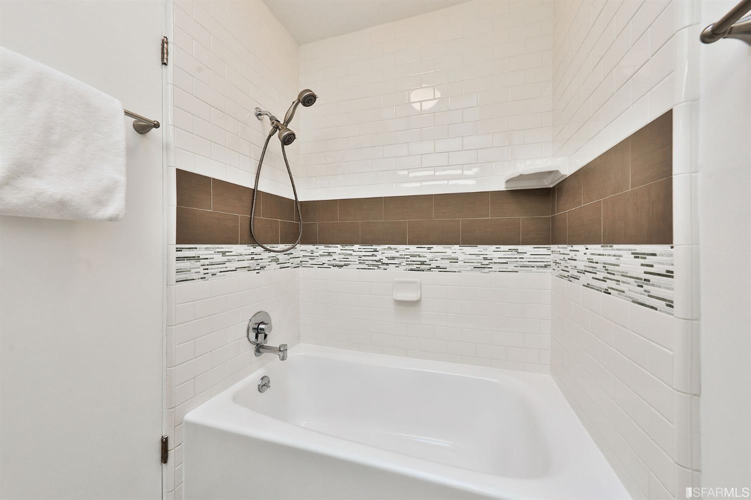 37 Miguel Street, Unit 2 San Francisco, CA 94131 - Photo 34 of 36