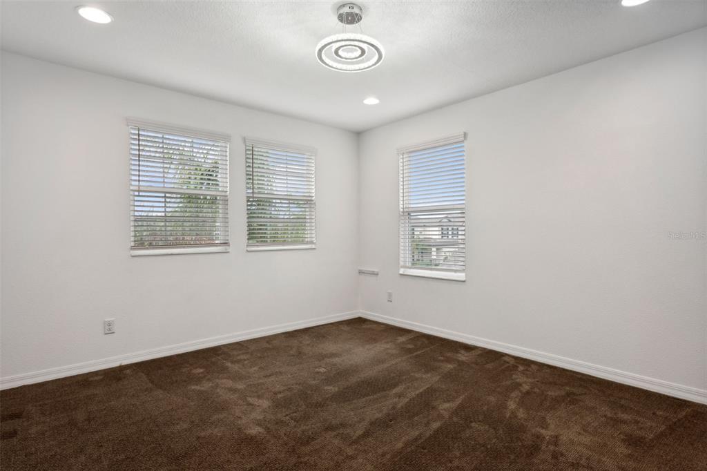 10319 Stallion Fields Way Tampa, FL 33647 - Photo 15 of 25