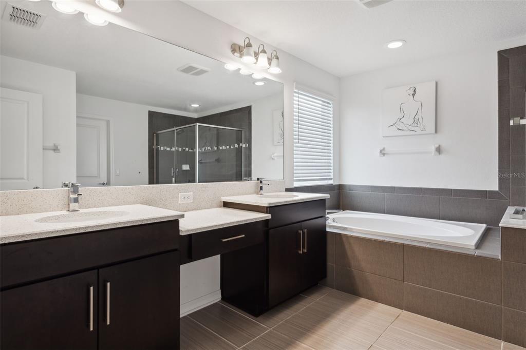 10319 Stallion Fields Way Tampa, FL 33647 - Photo 22 of 25