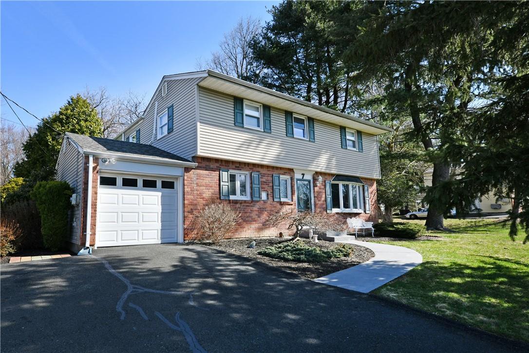 7 Greenridge Way Spring Valley, NY 10977 - Photo 1 of 1 Gallery Image 1