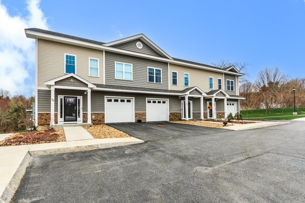 1 Jana Way, Unit E Merrimac, MA 01860 - Photo 3 of 35