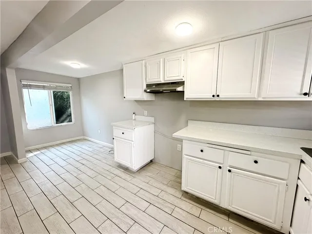 $2,445 | 2319 Wilshire Street, Riverside, CA 92501