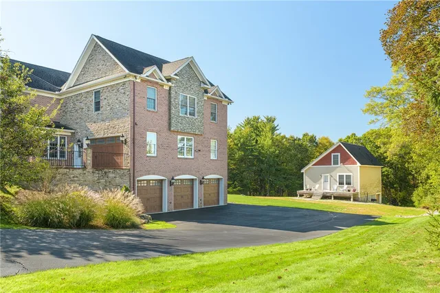 $1,985,000 | 3070 Diamond Hill Road, Cumberland, RI 02864