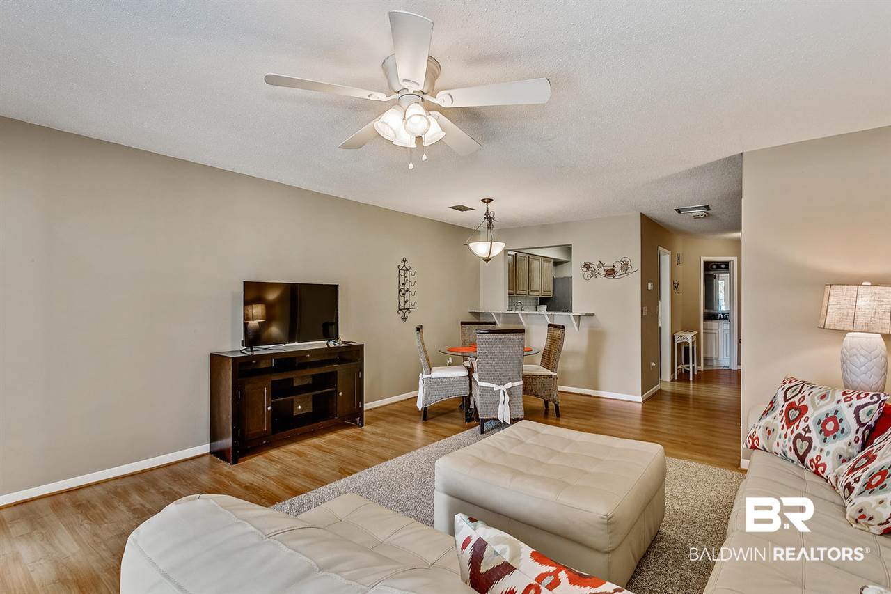 8253 US Highway 98, Unit D200 Navarre, FL 32566 - Photo 19 of 25