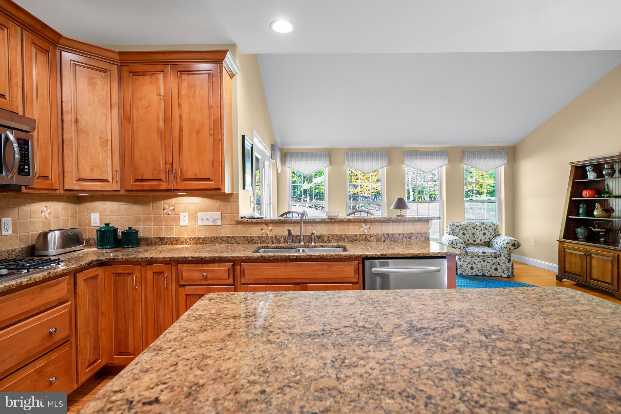 145 Overlook Road Morgantown, PA 19543 - Photo 14 of 39 Gallery Image 14