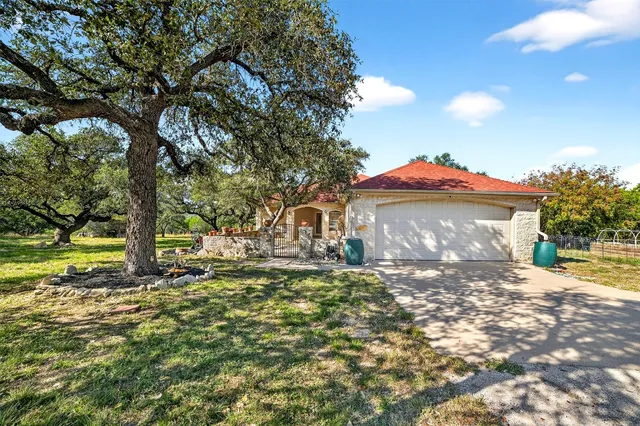 $2,700 | 116 Grey Fox Lane, Bertram, TX 78605