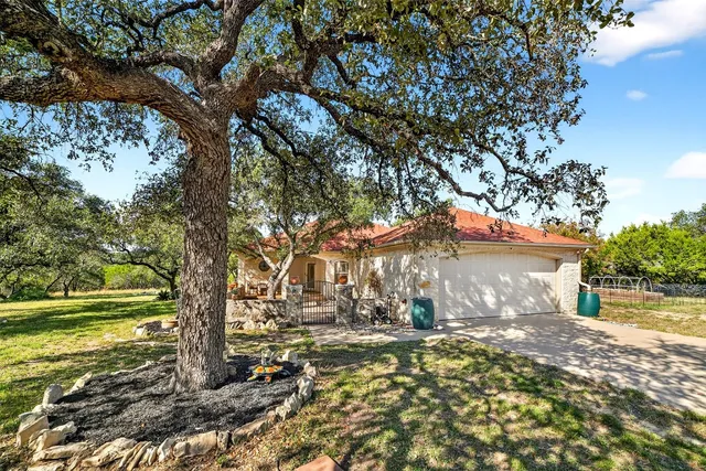 $2,700 | 116 Grey Fox Lane, Bertram, TX 78605