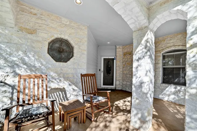 $2,700 | 116 Grey Fox Lane, Bertram, TX 78605