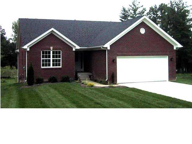 7421 Ridan Way Louisville, KY 40214 - Photo 1 of 1 Primary Photo