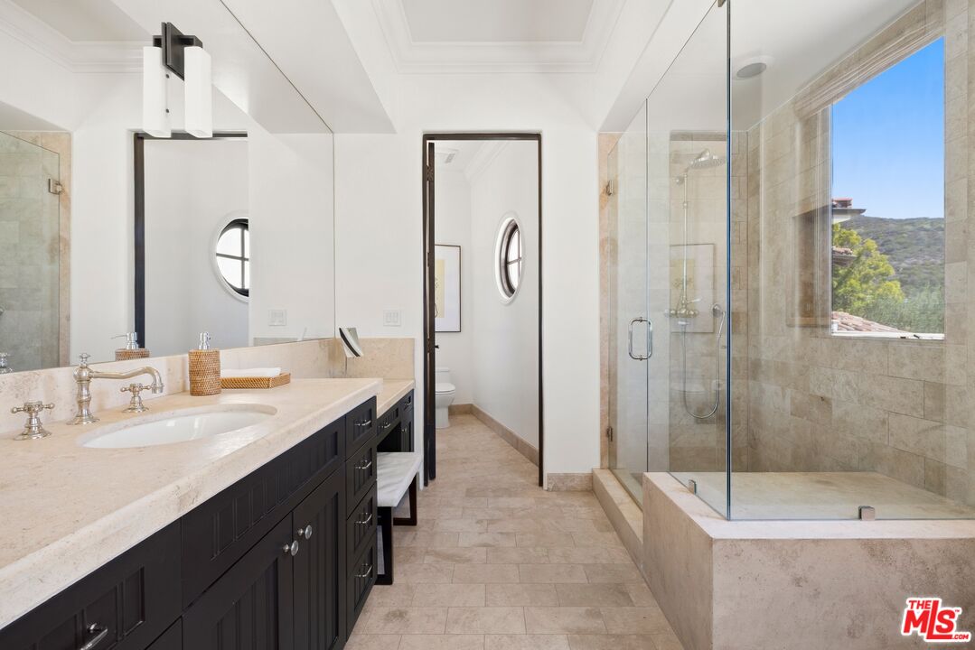 12705 Chalon Road Los Angeles, CA 90049 - Photo 28 of 47
