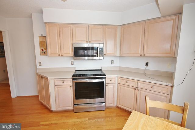 $815,000 | 2151 Jamieson Avenue, Unit 1809, Alexandria, VA 22314