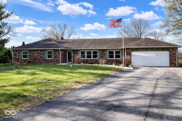 $330,000 | 5986 Mia Court, Plainfield, IN 46168