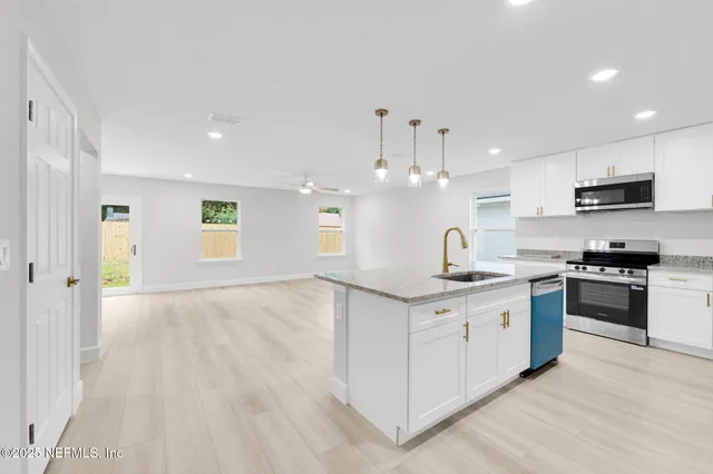 $267,500 | 5438 Harriet Avenue, Jacksonville, FL 32254