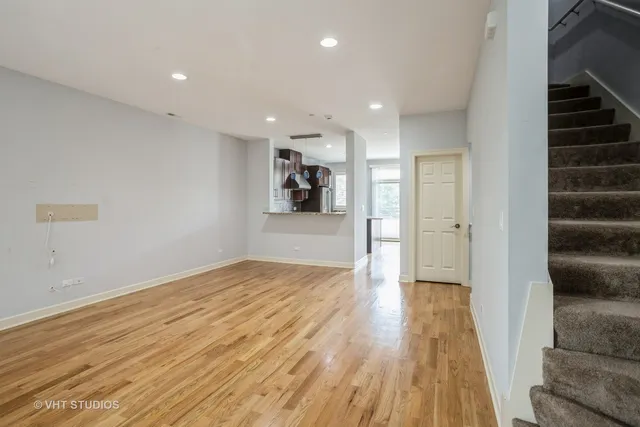 $399,000 | 92 Legacy Lane, Wheeling, IL 60090