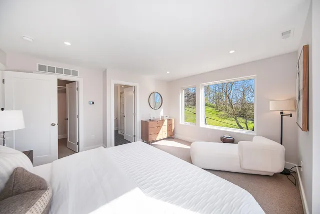 $1,048,000 | 207 Sunset Road, Ann Arbor, MI 48103