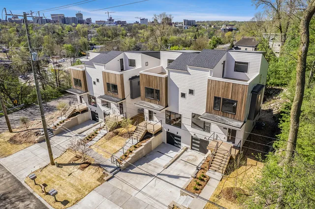 $1,048,000 | 207 Sunset Road, Ann Arbor, MI 48103