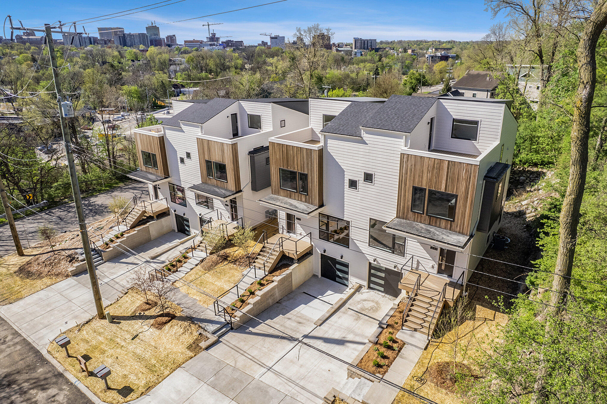 207 Sunset Road Ann Arbor, MI 48103 - Photo 41 of 45 043_dji_0488_178