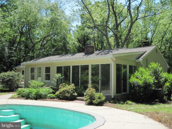25656 Point Lookout Road Leonardtown, MD 20650 - Photo 14 of 26 Exterior (Rear)