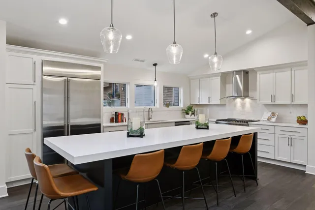 $1,169,000 | 4945 Glen Elyn Road, Mound, MN 55364