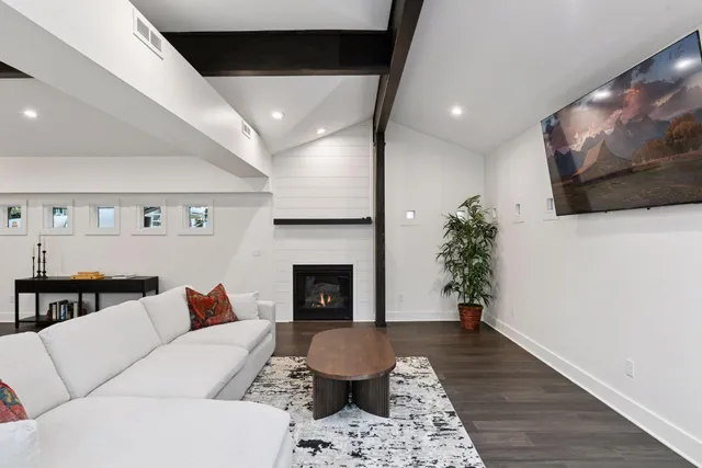 $1,169,000 | 4945 Glen Elyn Road, Mound, MN 55364