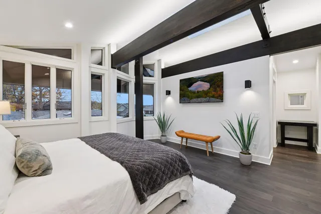 $1,169,000 | 4945 Glen Elyn Road, Mound, MN 55364