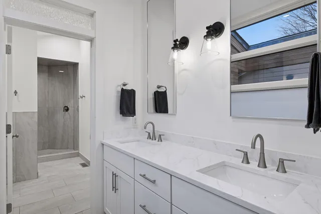 $1,169,000 | 4945 Glen Elyn Road, Mound, MN 55364