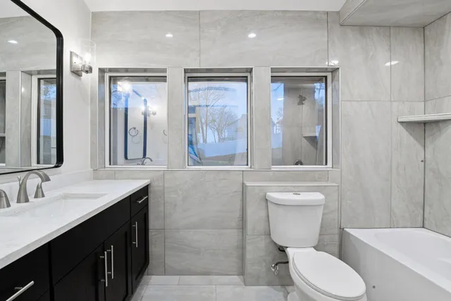 $1,169,000 | 4945 Glen Elyn Road, Mound, MN 55364