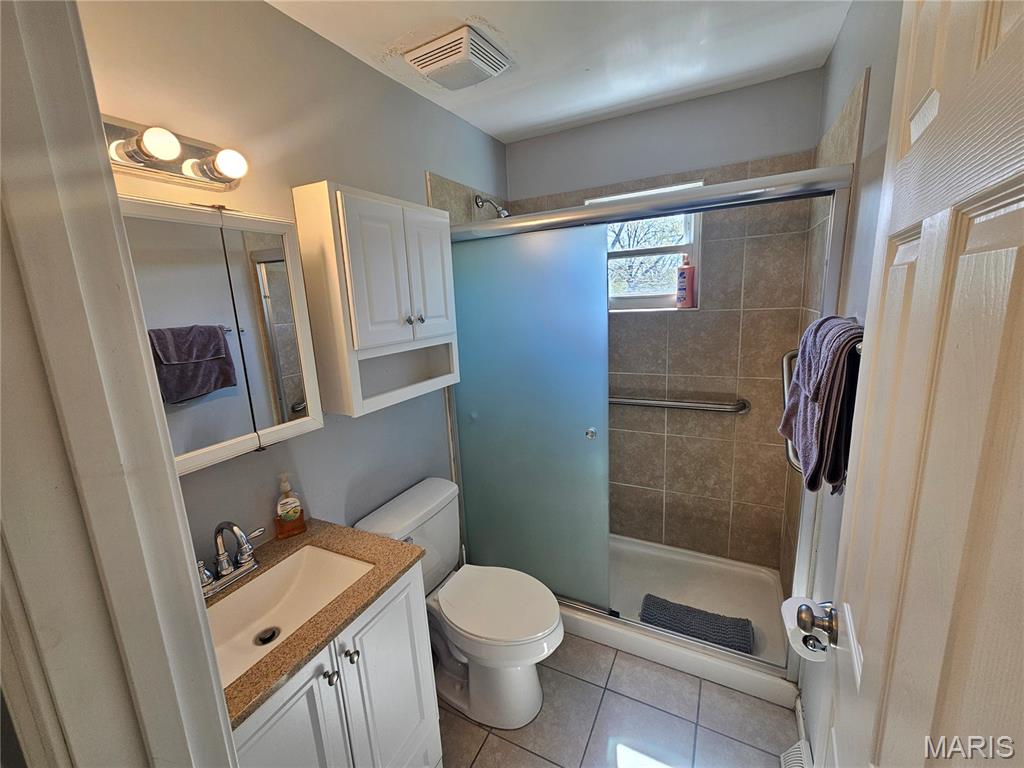 2204 Valley Park Road Fenton, MO 63026 - Photo 6 of 14