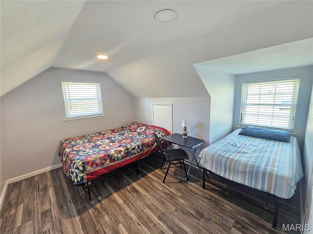 2204 Valley Park Road Fenton, MO 63026 - Photo 9 of 14