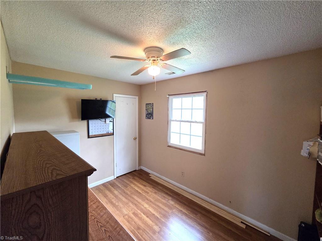 117 Locust Road King, NC 27021 - Photo 10 of 14