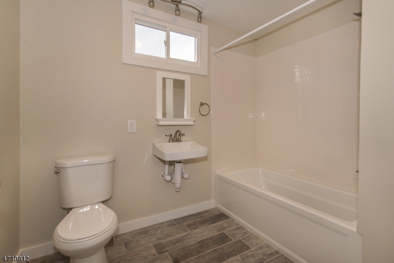 41 Main Street, Unit 1 Madison, NJ 07940 - Photo 5 of 7