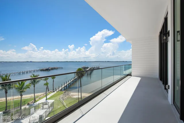 a view of a ocean view