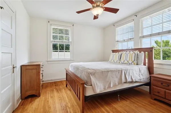 $1,900 | 4239 St Charles Avenue, Unit K, New Orleans, LA 70115