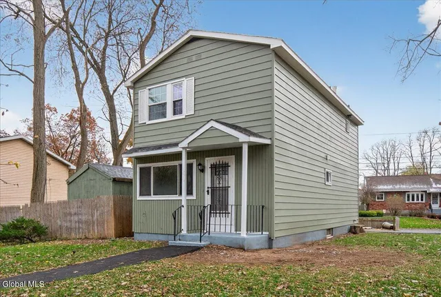 $299,999 | 278 Donald Avenue, Schenectady, NY 12304