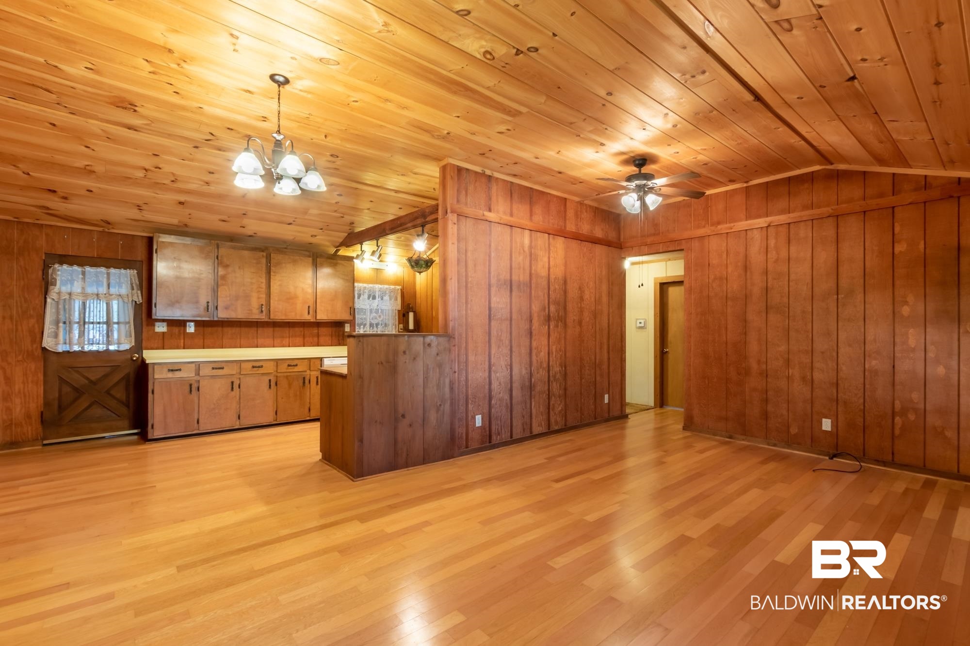30798 Cedar Street Elberta, AL 36530 - Photo 8 of 38 Living Room