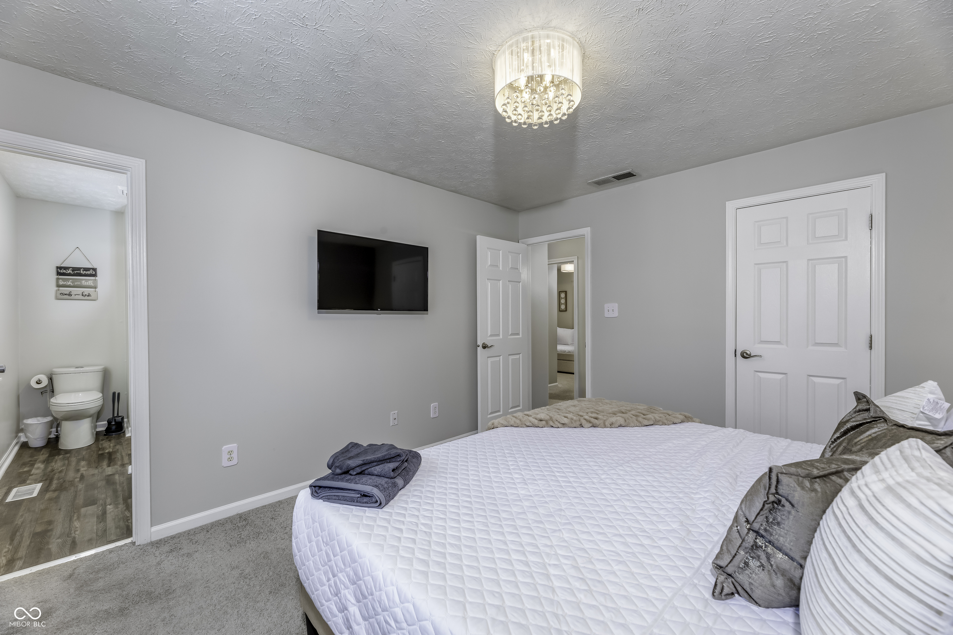 7703 Janel Court Indianapolis, IN 46237 - Photo 15 of 18