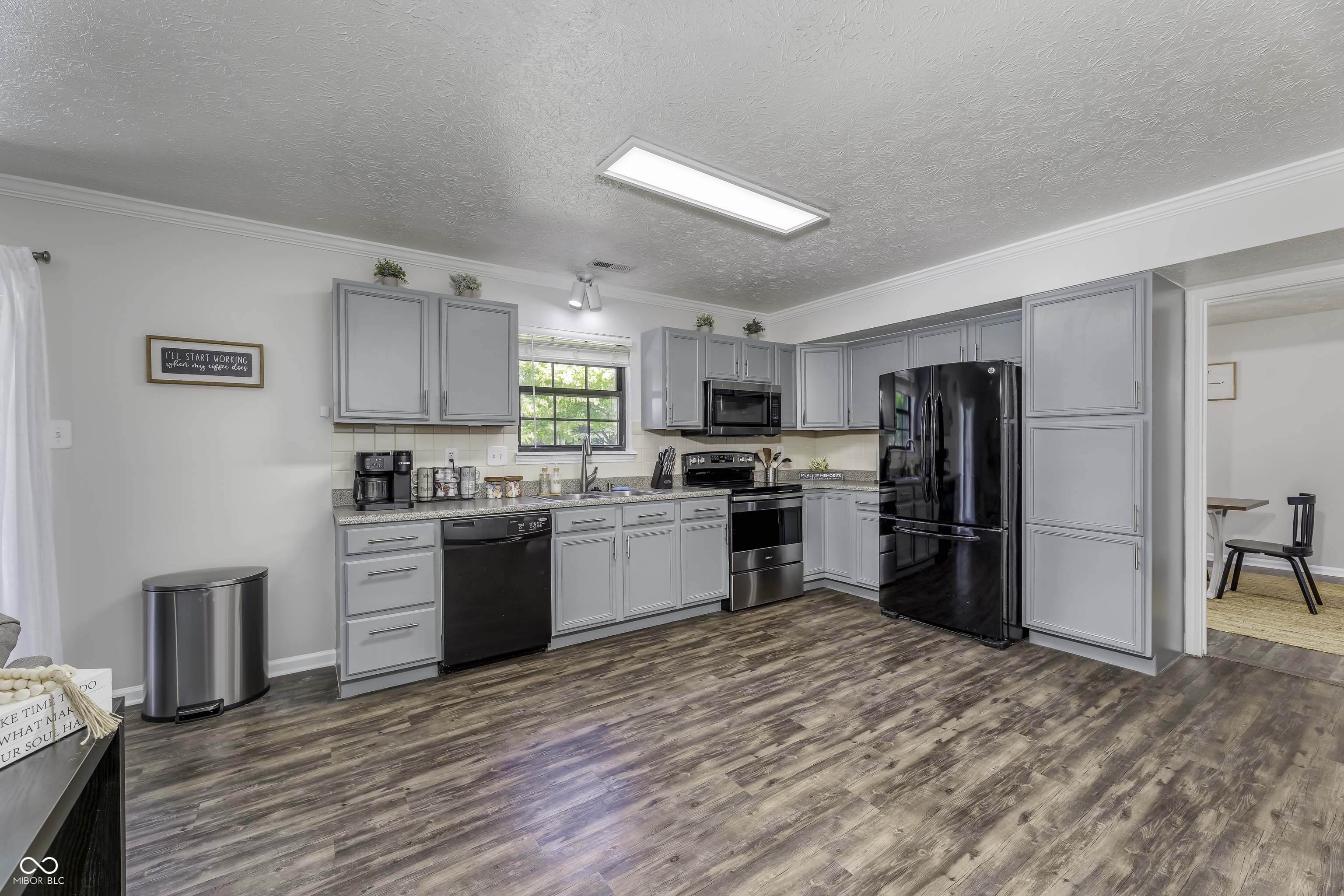 7703 Janel Court Indianapolis, IN 46237 - Photo 4 of 18