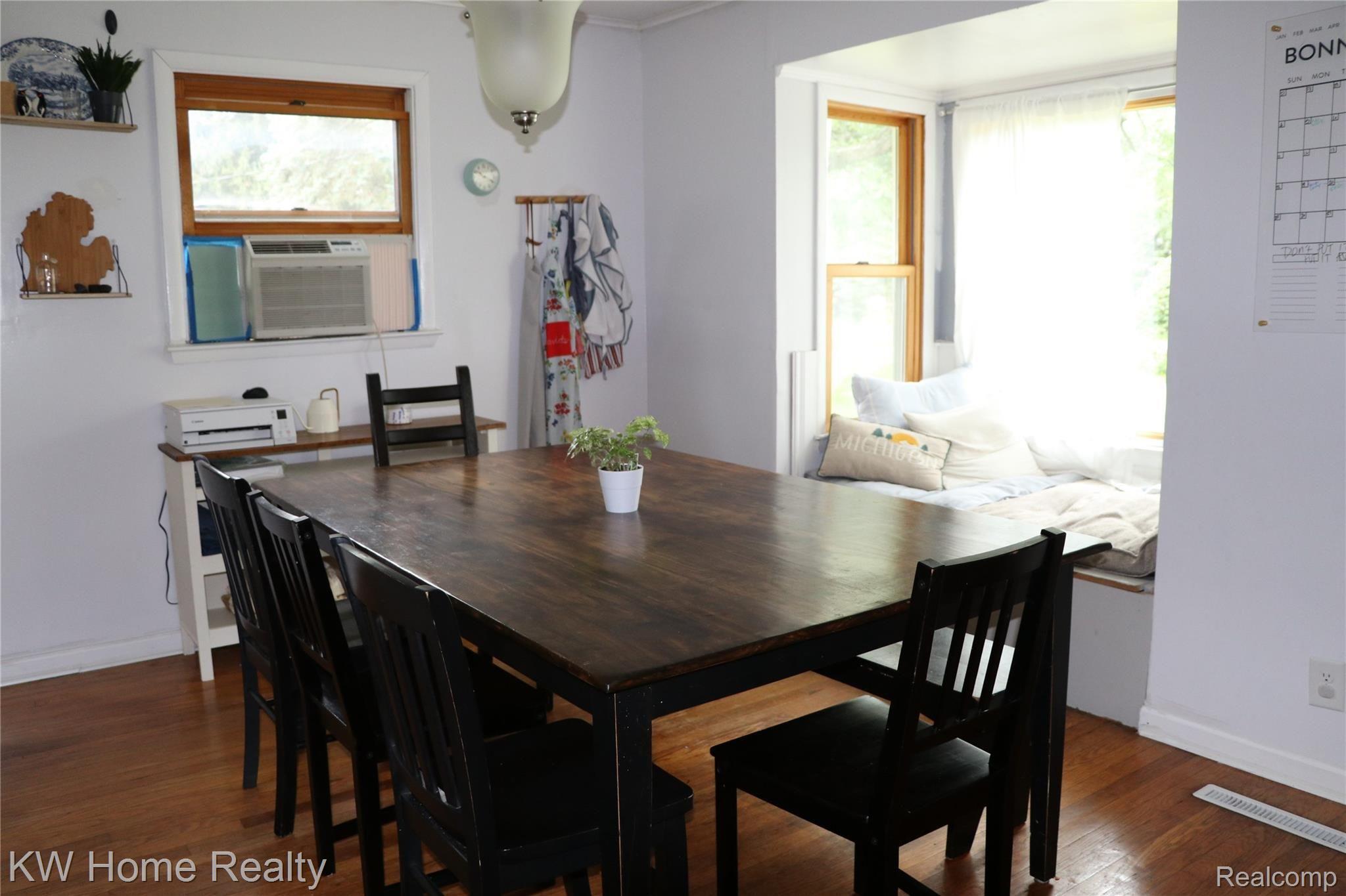 2706 Norton Lawn Street Rochester, MI 48307 - Photo 11 of 29 Dining Room