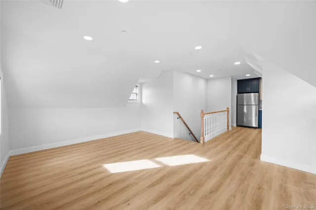 $3,900 | 584 Main Street, Unit 5, Islip, NY 11751