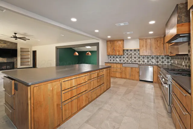 $749,900 | 3801 Deann Drive, Amarillo, TX 79121