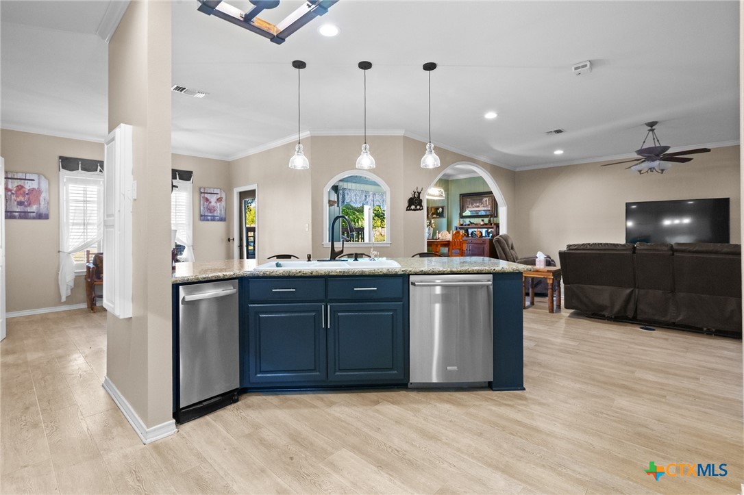 80 Hunters Way Victoria, TX 77904 - Photo 16 of 47