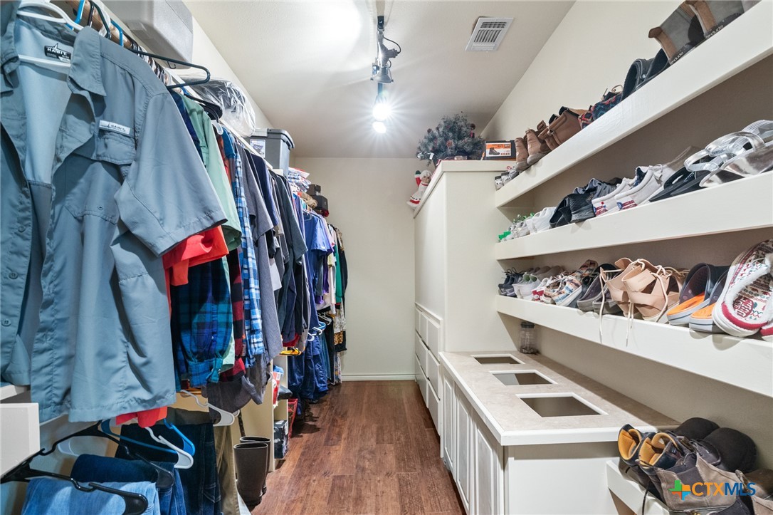 80 Hunters Way Victoria, TX 77904 - Photo 34 of 47